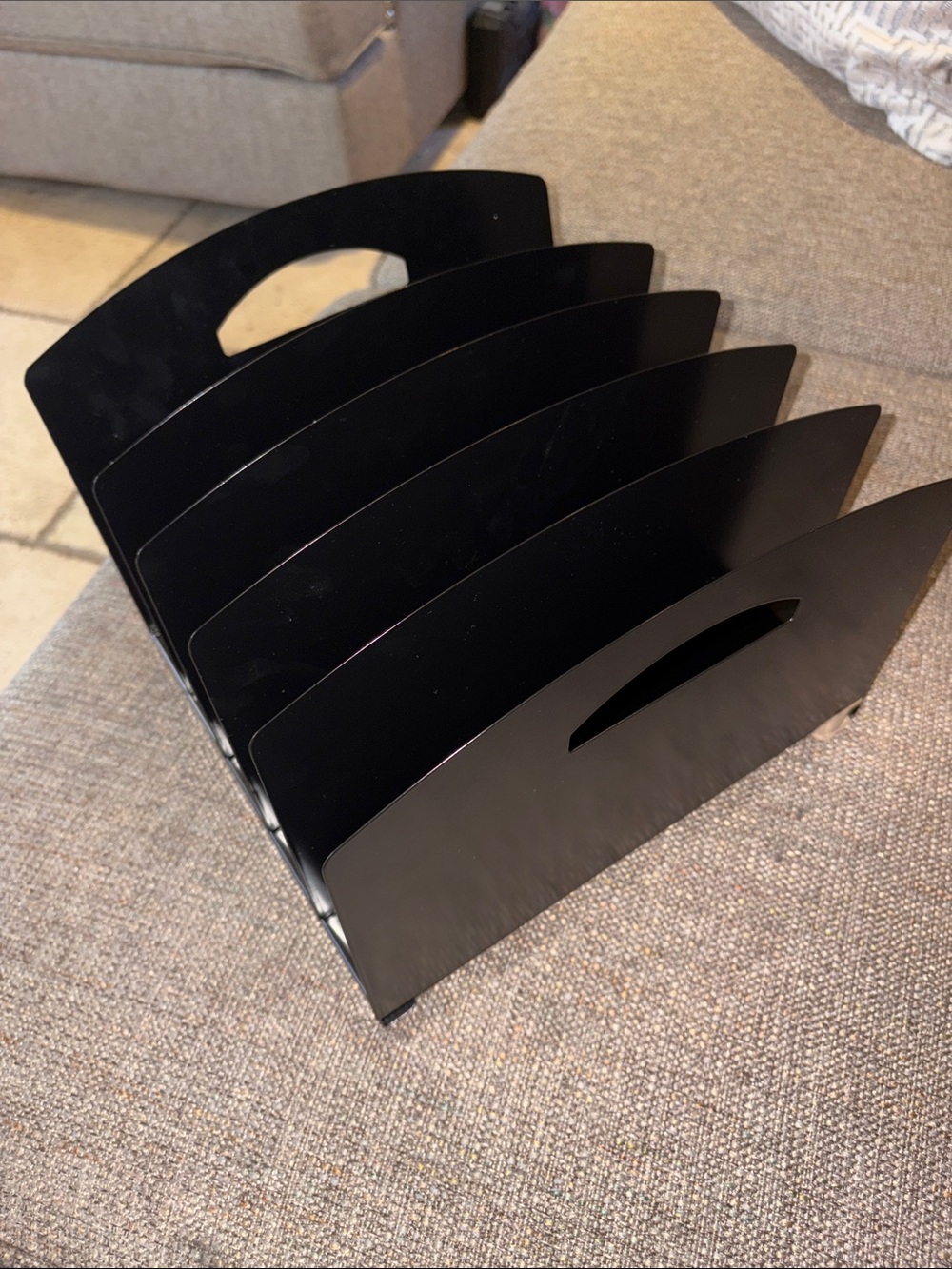 BNWT Black Metal 5 Compartment Letter Size Vertical Sorter